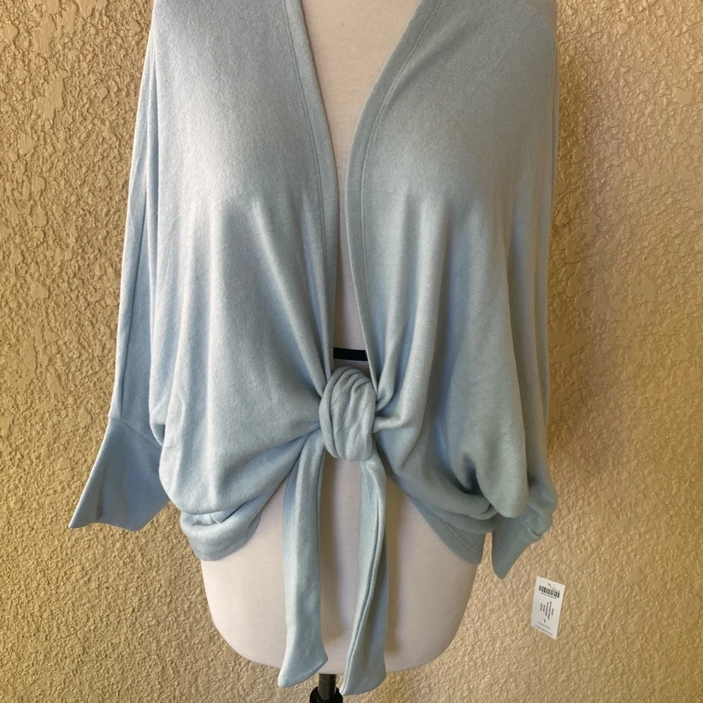 CHICO'S Ice Sage Tie Front Soft Knit Cardigan Size 1/M - Picture 3 of 7